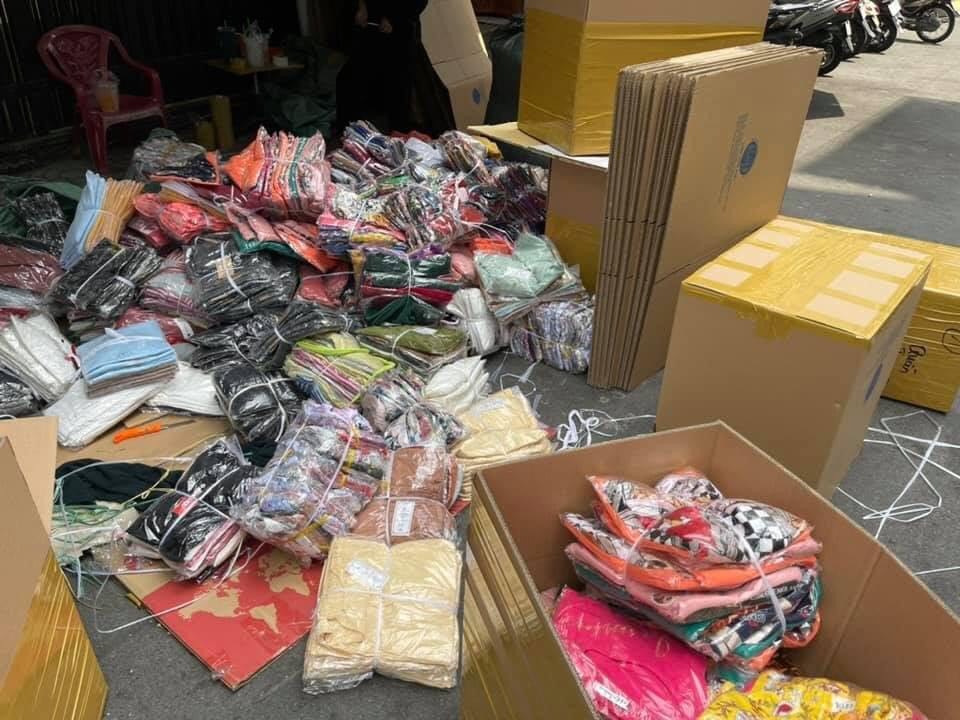 gửi quà Tết đi Malaysia uy tín