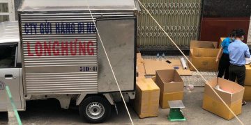 Gửi chén bát đi Nhật