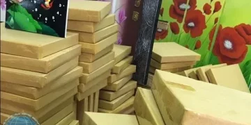 gửi tranh ảnh đi Hàn Quốc