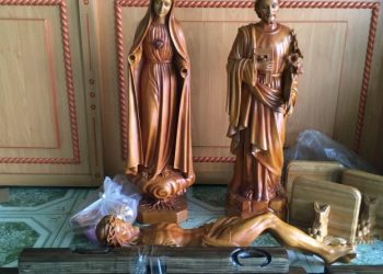 Gửi tượng đi Hàn Quốc